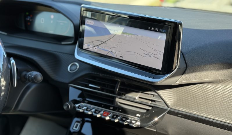 
								Peugeot 208 Allure Hybrid MY25 110 S&S e-DCS6 full									