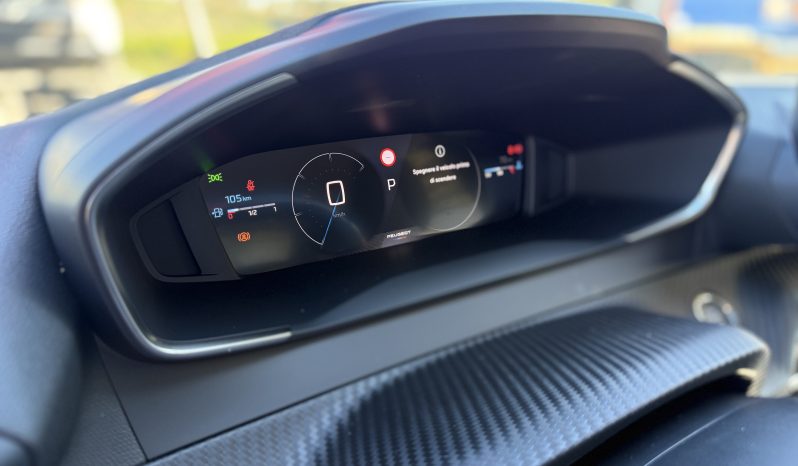 
								Peugeot 208 Allure Hybrid MY25 110 S&S e-DCS6 full									