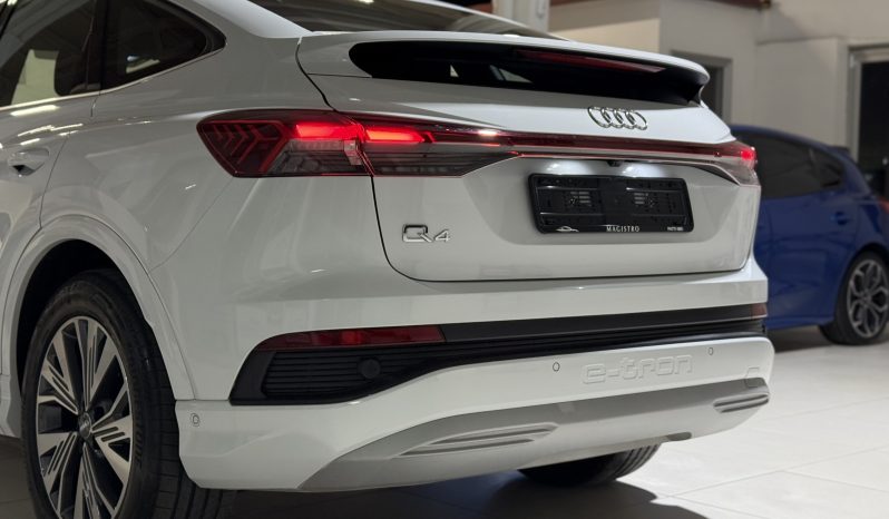 
								New Audi Q4 SPB 40 e-tron 204 CV Advanced Plus MY23 full									