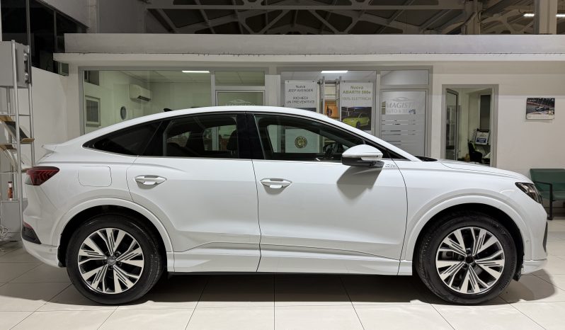 
								New Audi Q4 SPB 40 e-tron 204 CV Advanced Plus MY23 full									