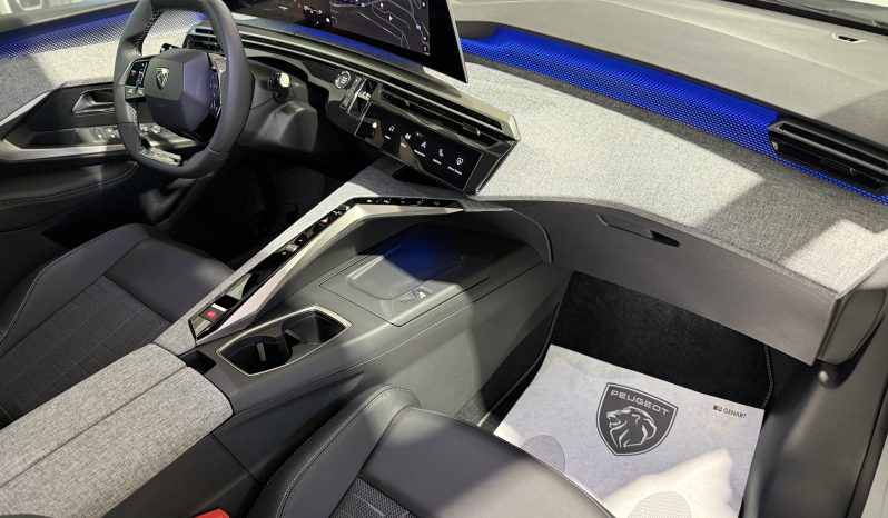 
								New PEUGEOT 3008 GT MY25 Hybrid 145 e-Dcs6 full									