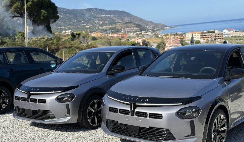 
								Nuova LANCIA YPSILON Hybrid MY26 1.2 110 CV DCT full									