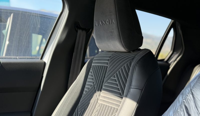 
								Nuova LANCIA YPSILON Hybrid MY26 1.2 110 CV DCT full									