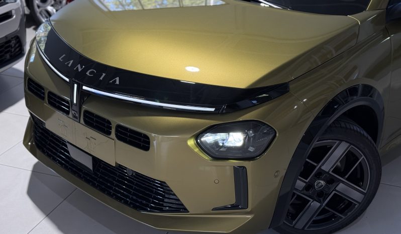 
								New Lancia Ypsilon LX MY26 Hybrid 1.2 110 CV e-DCT full									