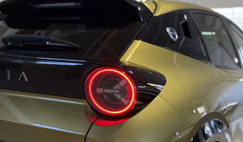 
								New Lancia Ypsilon LX MY26 Hybrid 1.2 110 CV e-DCT full									