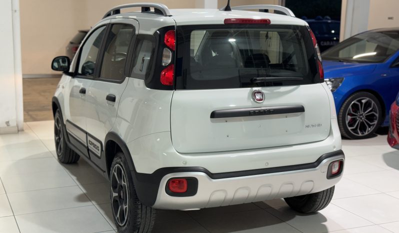 
								Fiat Panda Cross 1.0 70cv full									