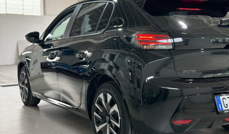 
								New PEUGEOT 208 MY26 Business Hybrid 110 e-DCS6 full									