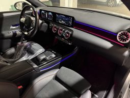 
										Mercedes-Benz Classe A 200 d (W177) 2.0 150 CV Premium AMG Night Full full									