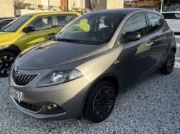 
										LANCIA YPSILON GOLD 1.0 HYBRID 70CV full									