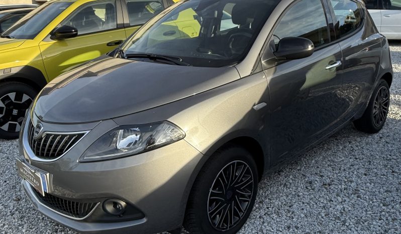 
								LANCIA YPSILON GOLD 1.0 HYBRID 70CV full									