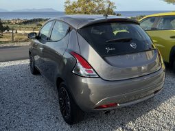 
										LANCIA YPSILON GOLD 1.0 HYBRID 70CV full									
