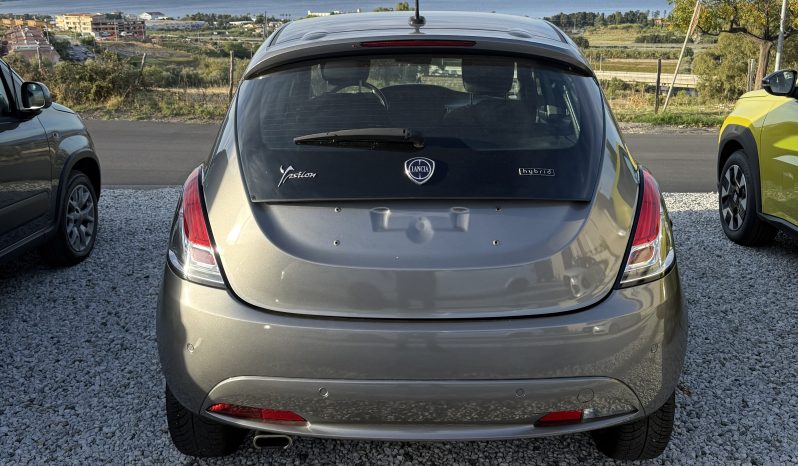 
								LANCIA YPSILON GOLD 1.0 HYBRID 70CV full									