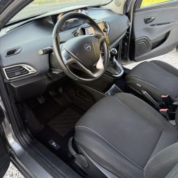 
										LANCIA YPSILON GOLD 1.0 HYBRID 70CV full									