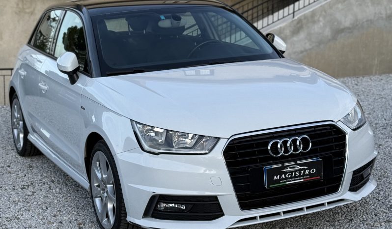 
								AUDI A1 TFSI ULTRA 1.0 95 CV full									